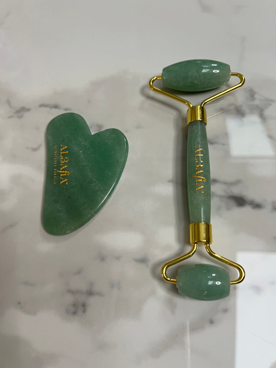 Natasha Somalia Jade Stone GUASHA & FACE ROLLER Renewal Duo